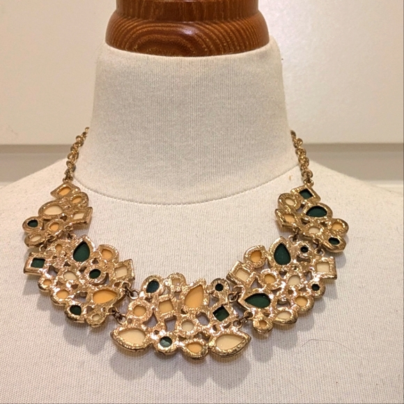 $5 Item 2000s 17-20" Goldtone Bib Necklace with Green Gold and Cream Faux Stones - Picture 7 of 7